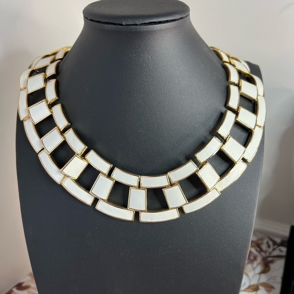 Rachel Zoe Eloise White Leather & Gold Tone Link Collar Necklace 13” D11